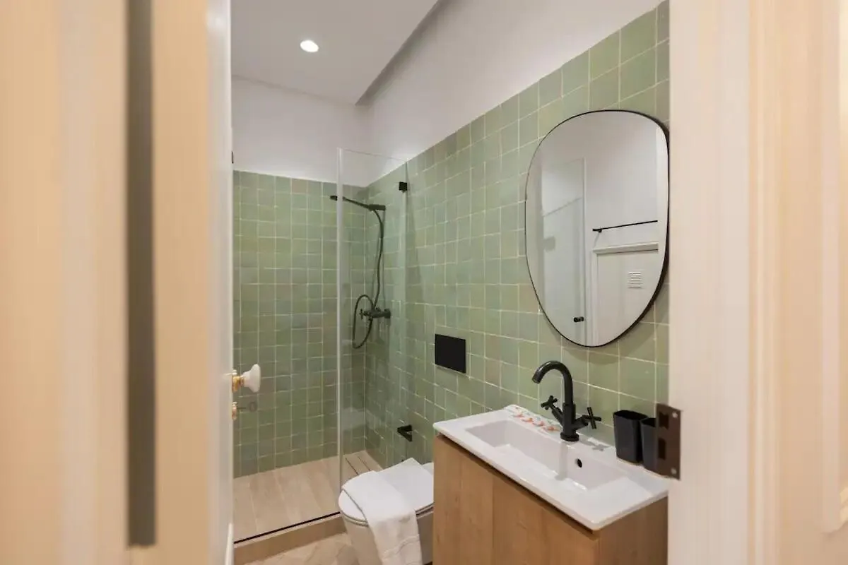 Serene T1 Apt In Lapa With Ac And Private Patio Lisbon