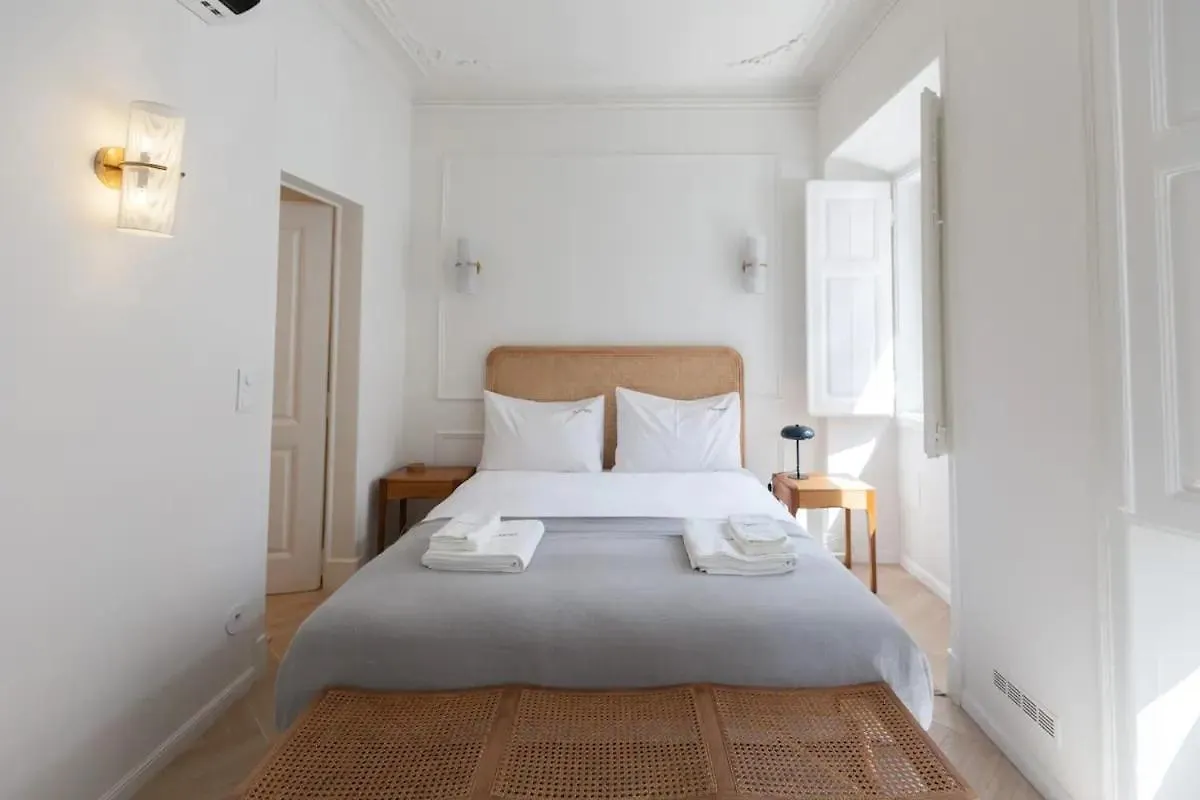 Apartment Serene T1 Apt In Lapa With Ac And Private Patio Lisbon