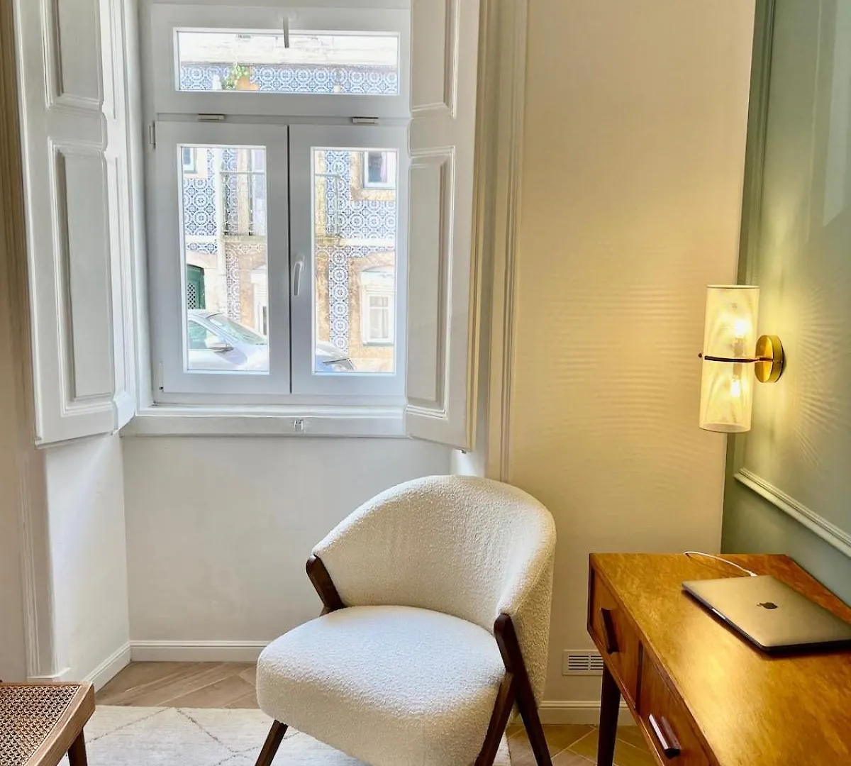 Serene T1 Apt In Lapa With Ac And Private Patio Lisboa 0*,  البرتغال
